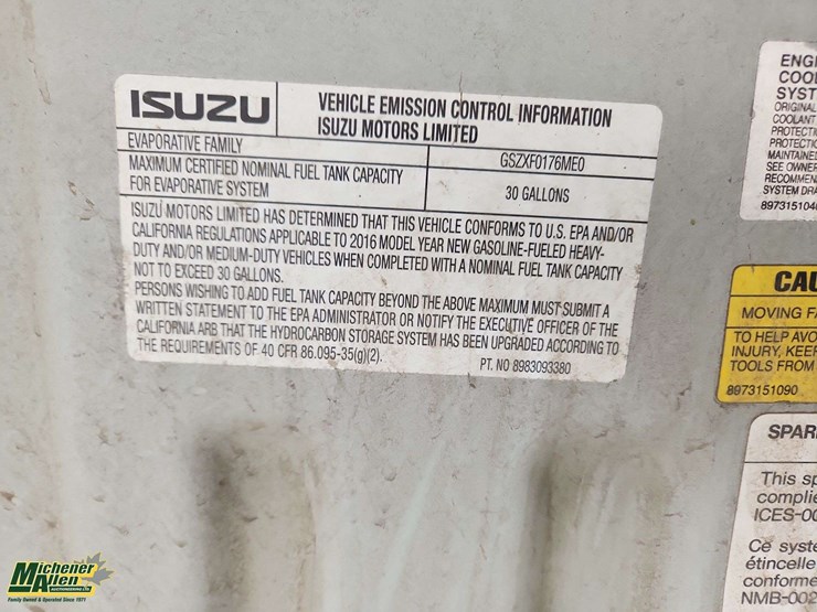 2016-isuzu-npr-image-23