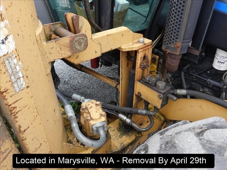 2007-new-holland-ts110a-image-2