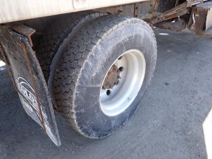 2017-ford-f750-image-44