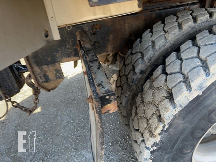 2005-kenworth-t800-image-10