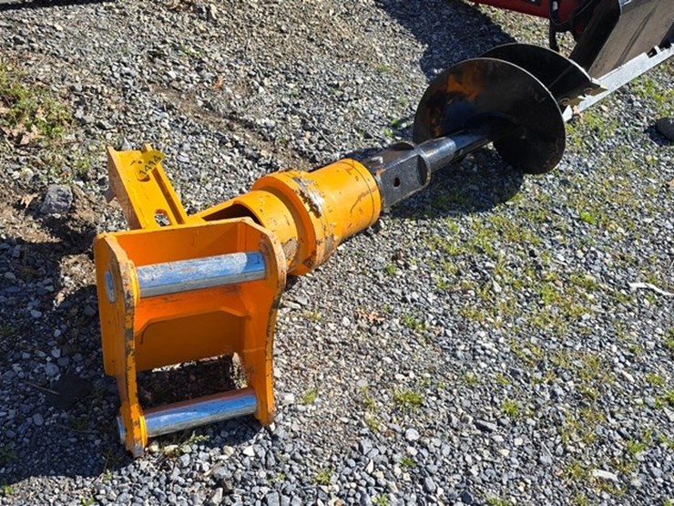 caterpillar-305-image-2