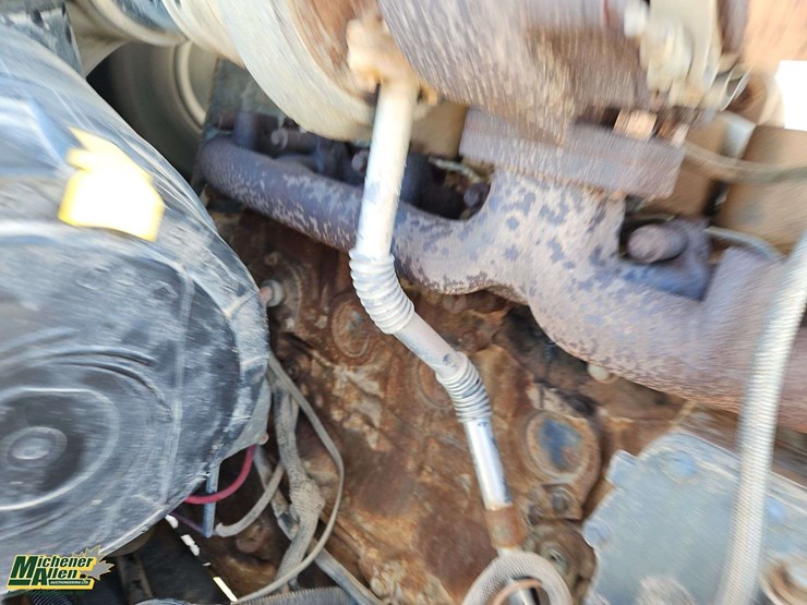 2003-case-621d-xt-image-36