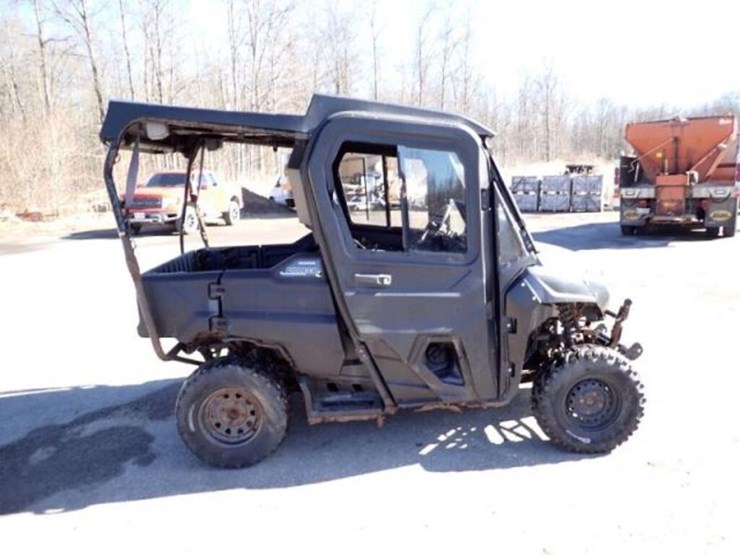 2015-pioneer-4x4-image-4