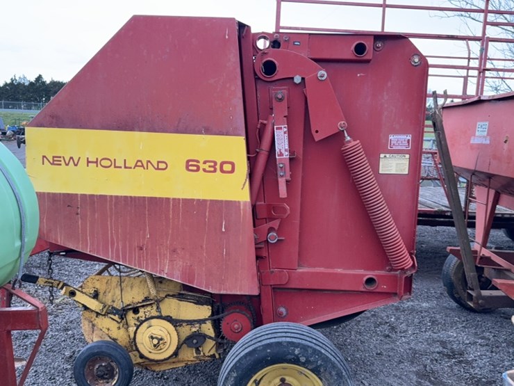 new-holland-630-image-6