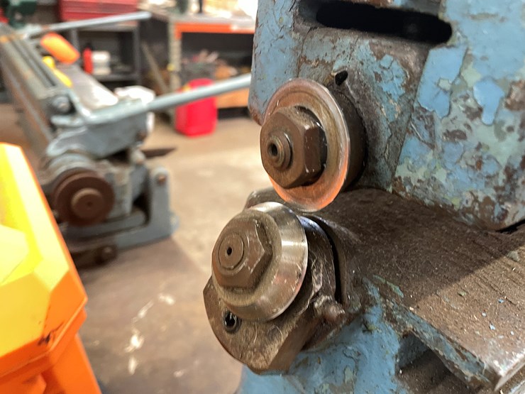 #2513-•-tennsmith-slip-roller-and-niagara-metal-shear-(columbia-heights,-mn)-image-8