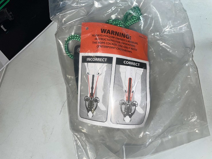 #2911-•-centerpoint-hellion-400-crossbow-image-17