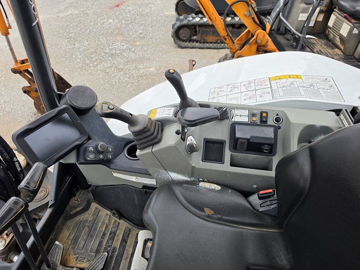 bobcat-e42-image-11