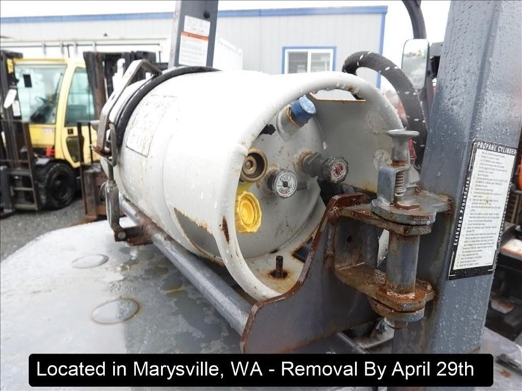 2013-toyota-8fgcu32-image-16