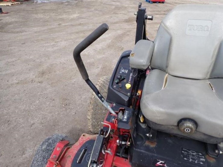 2017-toro-z-master-3000-series-zero-turn-mower-749-image-13