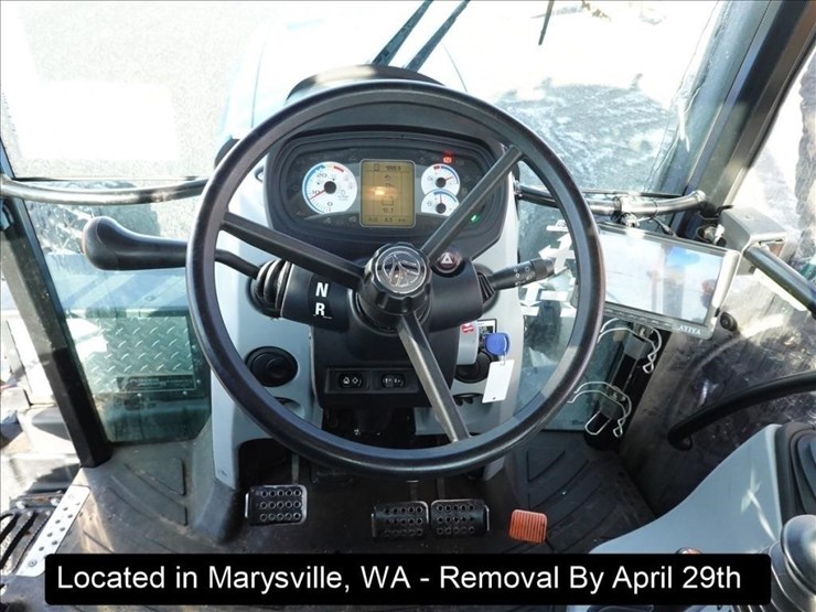 2018-new-holland-ts6.110-image-11