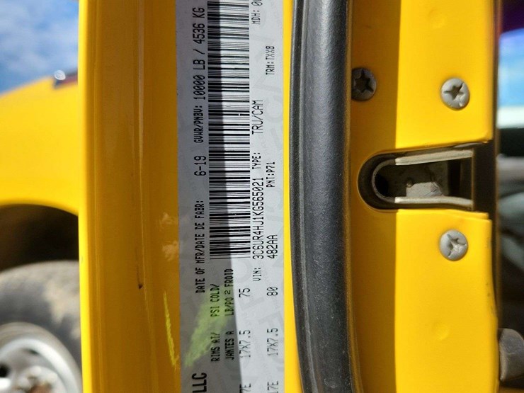 2019-dodge-2500-image-48