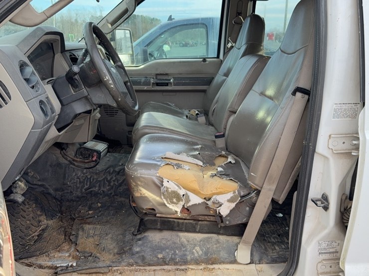 2008-ford-f350-image-19