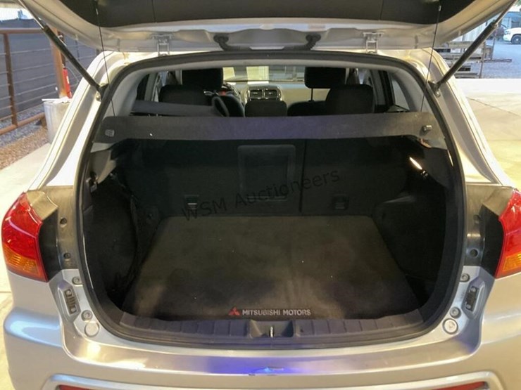 2011-mitsubishi-outlander-image-9