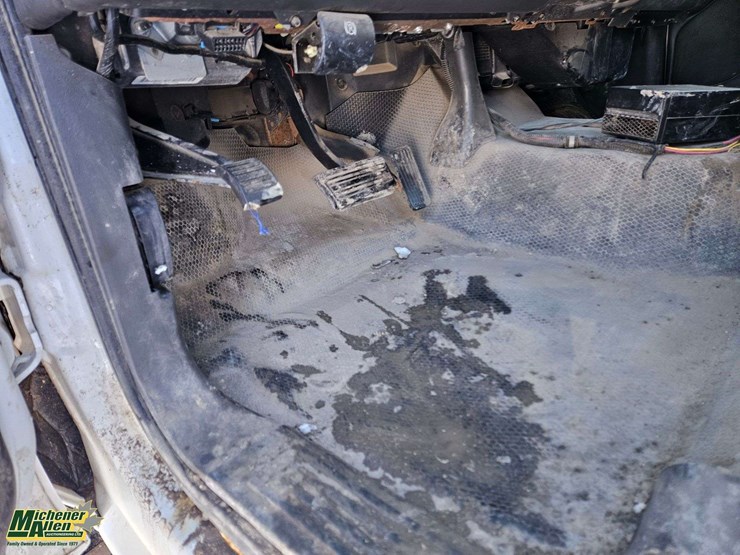 2005-chevrolet-silverado-2500hd-image-26