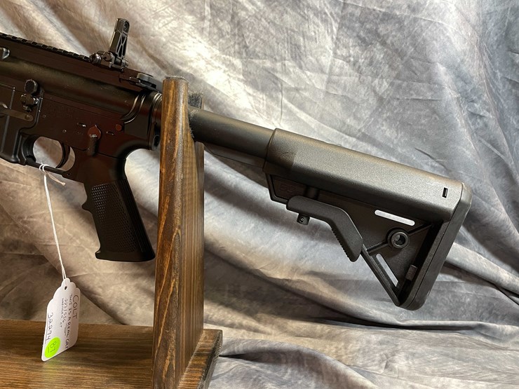 #10064-•-colt-cr6920-epr,-223/5.56-semi-auto-rifle,-sn:-cr099652-image-11