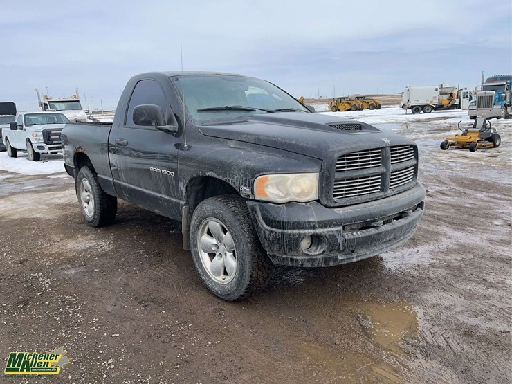 2004-dodge-ram-1500-image-7