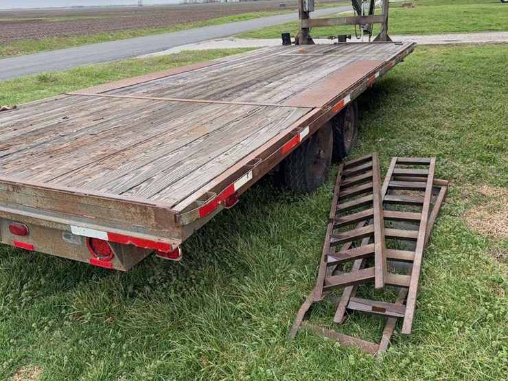 flatbed-gooseneck-trailer-22'-deck-image-18