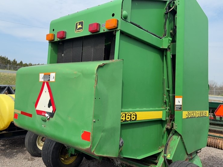 john-deere-466-image-8