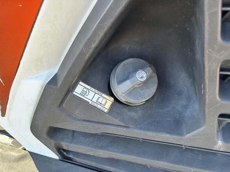 2020-bobcat-e26-image-39