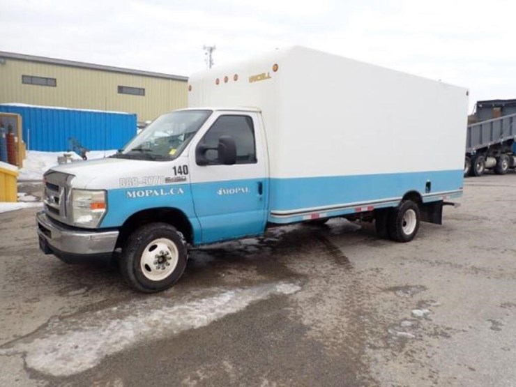 2009-ford-e450-image-1