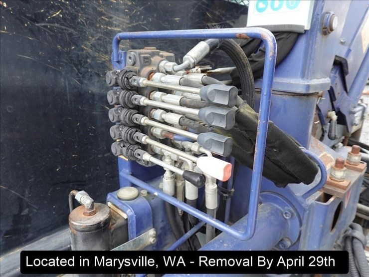 2011-ford-f550-image-8