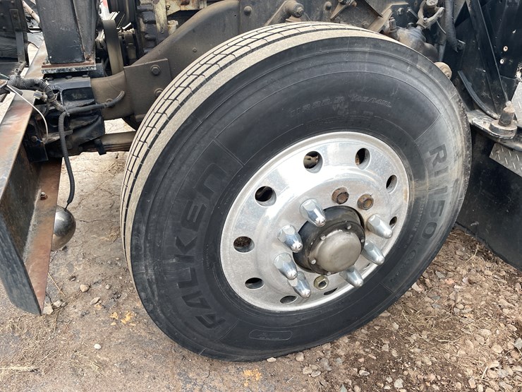 #246-•-1961-kenworth-truck-tractor-(has-nd-title)-(mora,-mn)-image-13