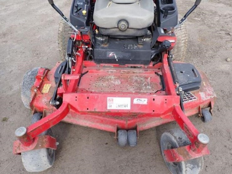2017-toro-z-master-3000-series-zero-turn-mower-749-image-15