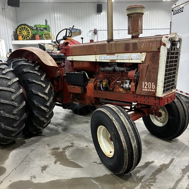 Seller #38. 1966 IH 1206 Wheatland runs great, dual PTO