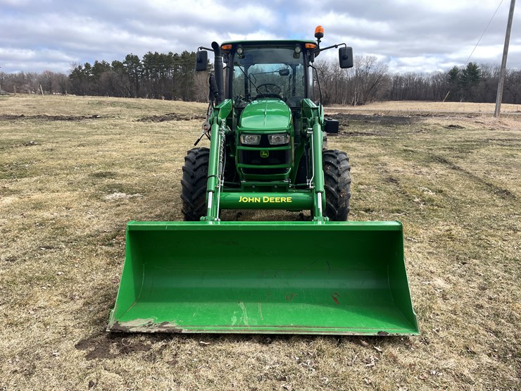 2019-john-deere-5090m-image-8