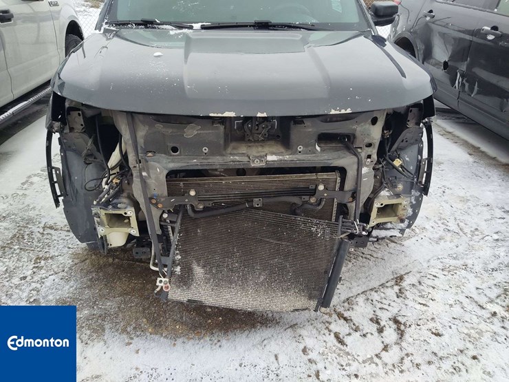 2017-ford-explorer-image-28