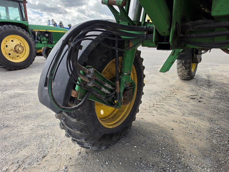 1998-john-deere-4700-image-17