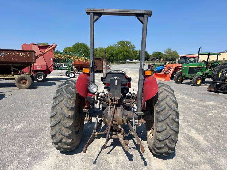 massey-ferguson-240-image-6