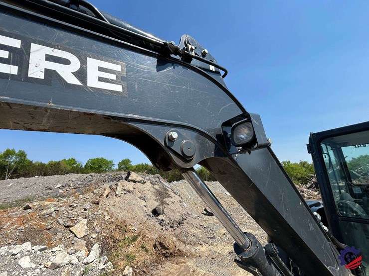 2021-deere-60g-image-45