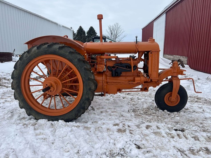 fordson-all-around-image-6