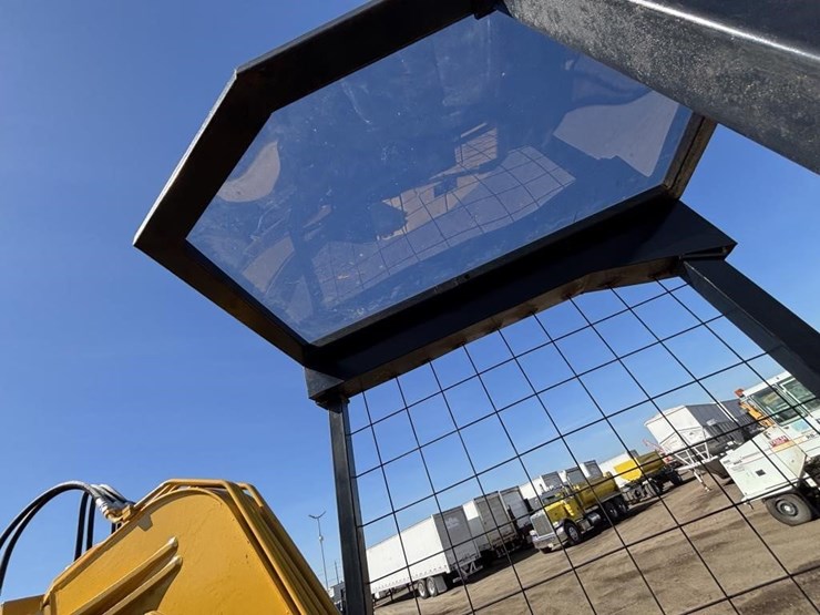 komatsu-pc28uu-image-32