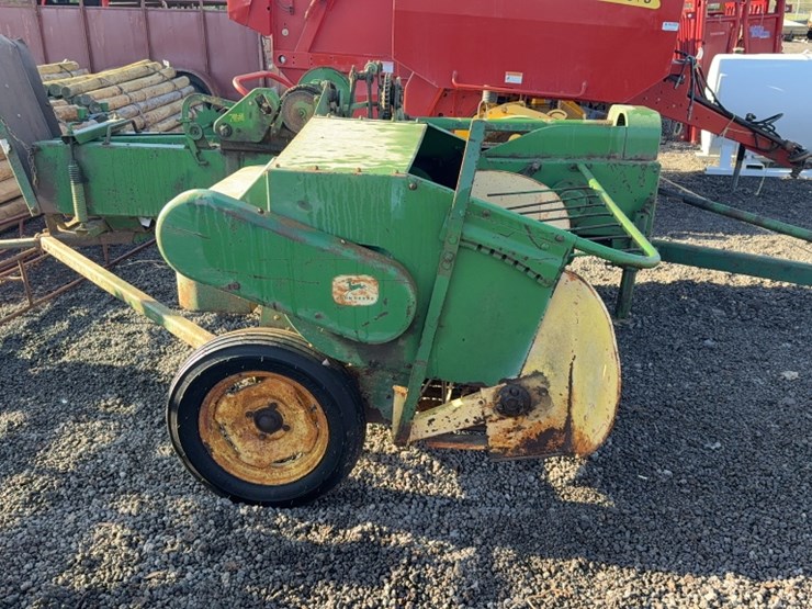 john-deere-24t-image-4