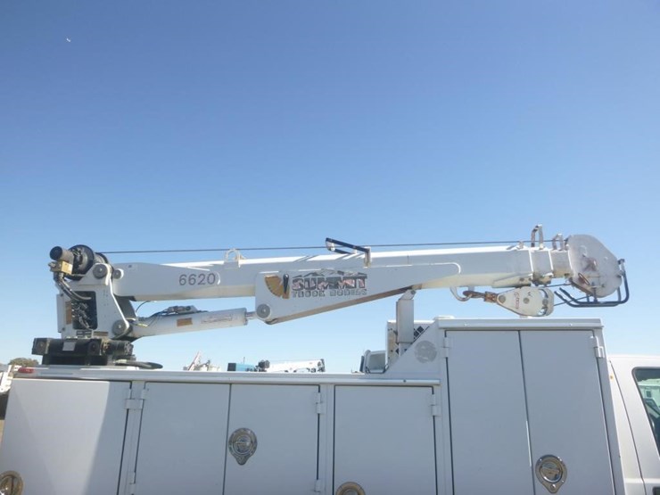 2015-ford-f550-image-14