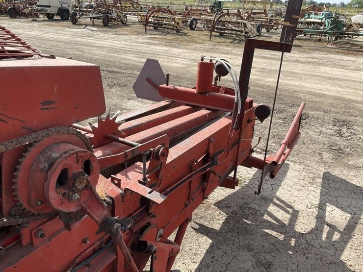 new-holland-515-image-14