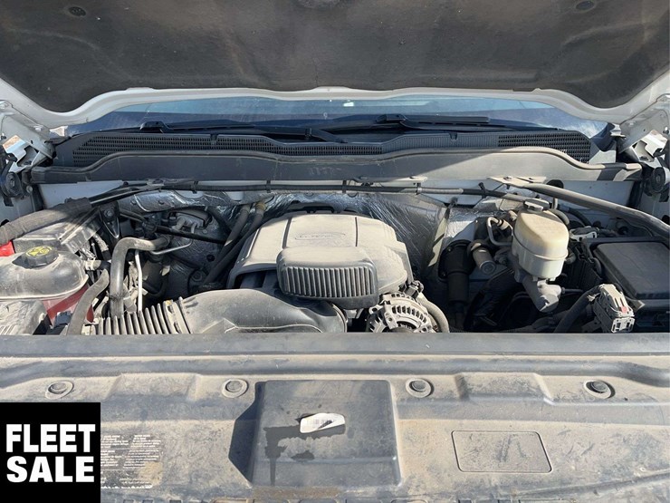 2015-chevrolet-silverado-2500hd-image-25