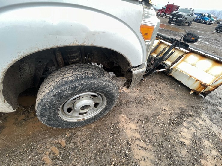 2013-ford-f350-image-34