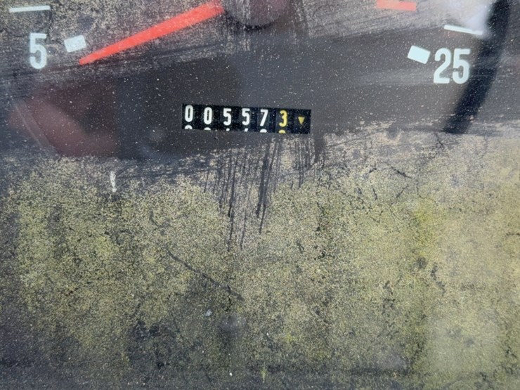 massey-ferguson-4253-image-19