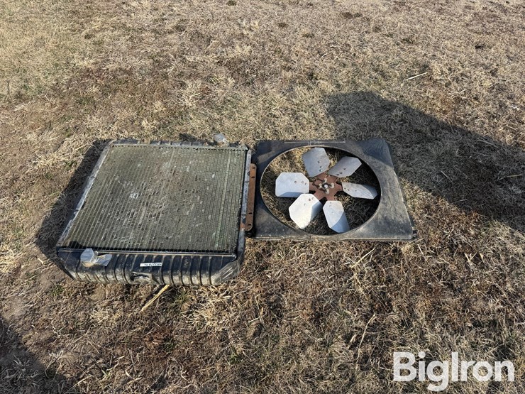 radiator-&-fan-shroud-image-6