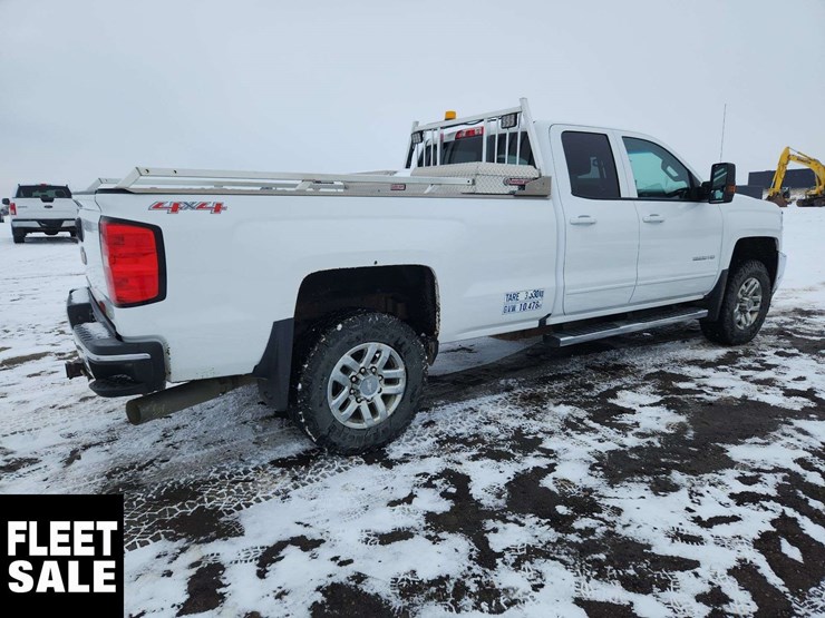 2016-chevrolet-silverado-3500hd-image-5
