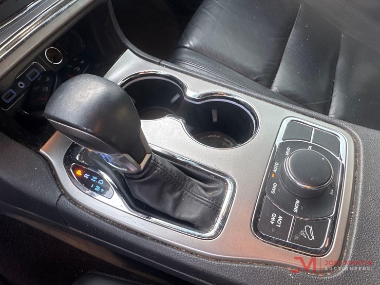 2018-jeep-grand-cherokee-image-19