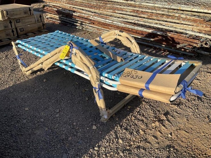 (2)-lawn-chairs-image-1