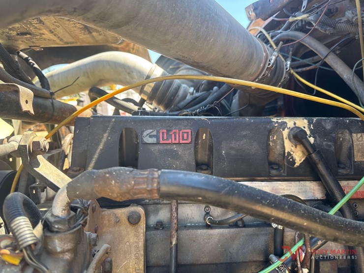 1994-ford-l9000-image-14