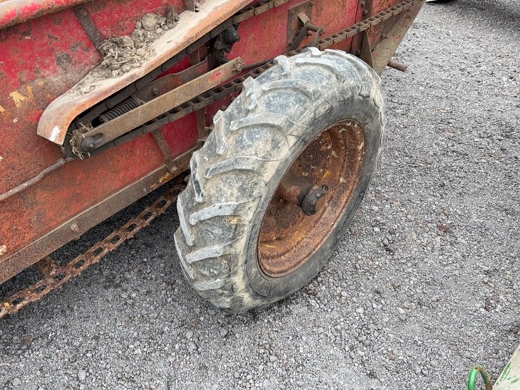 new-holland-202-image-7