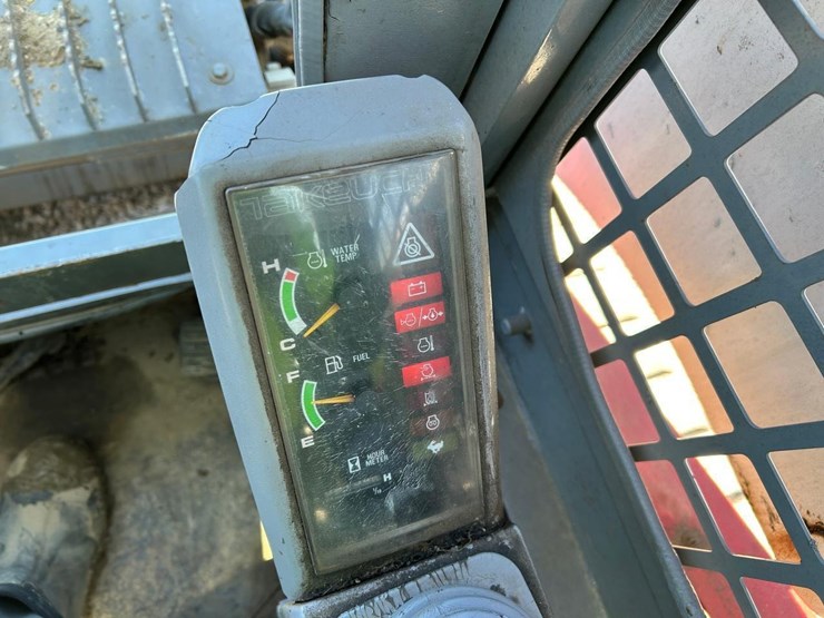 takeuchi-tl140-image-21