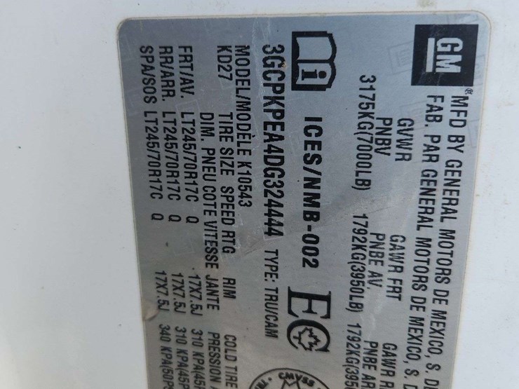 2013-chevrolet-silverado-1500-image-52