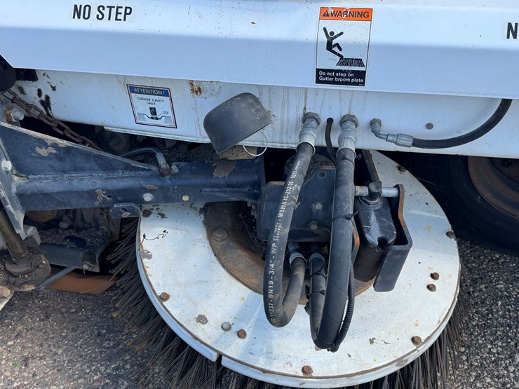 2004-johnston-mx450-image-35